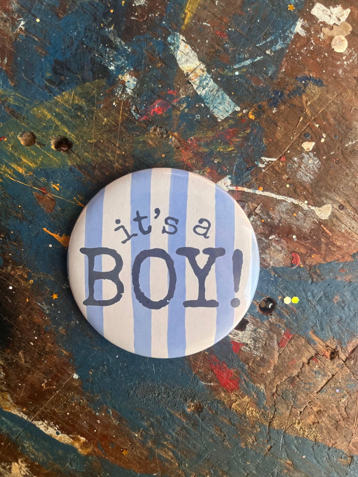 "it's a BOY!" button