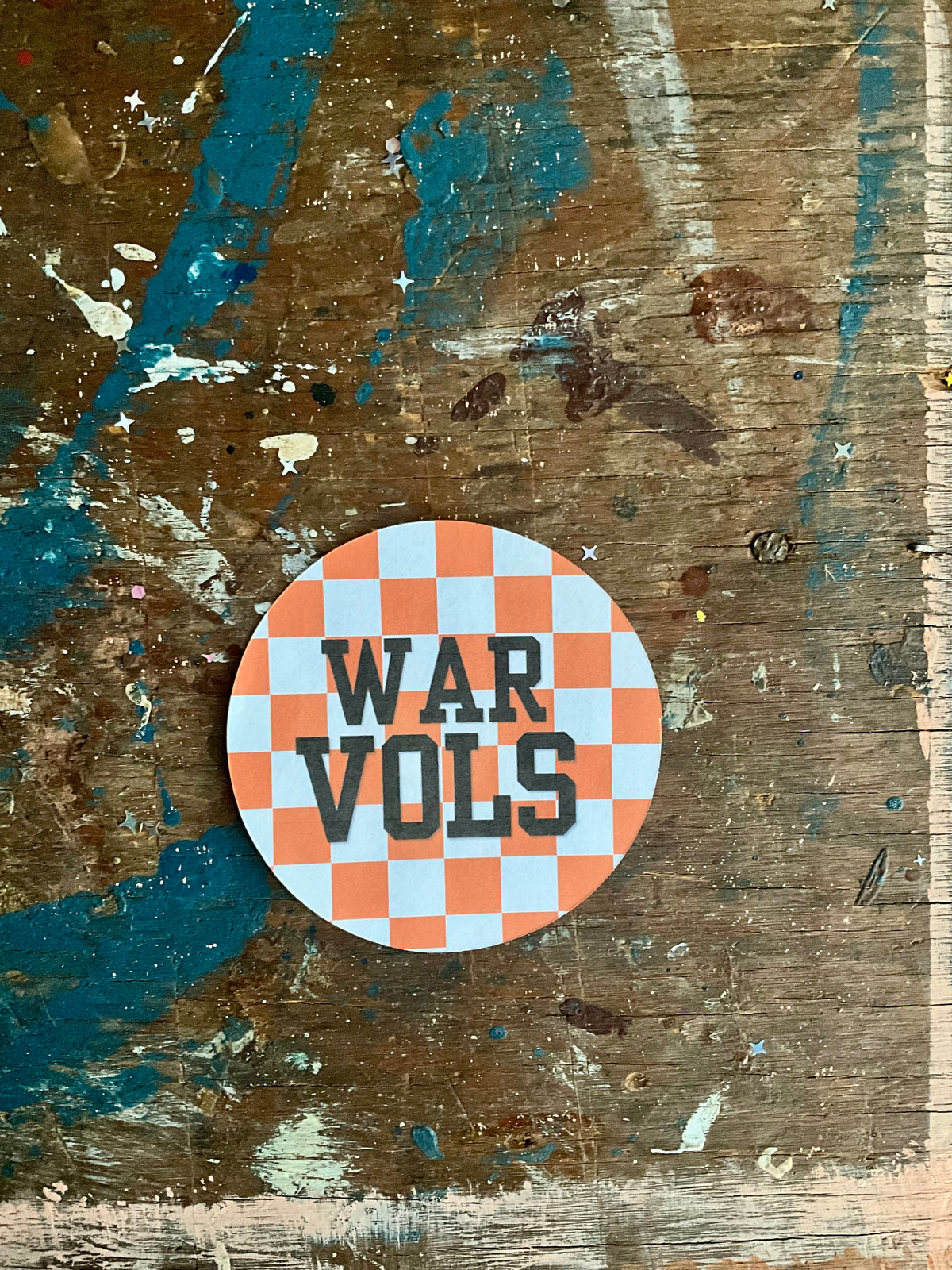 "WAR VOLS" orange/white check button