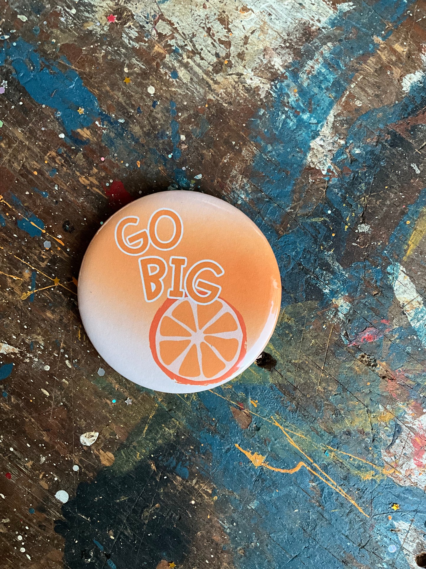 "Go Big Orange" button